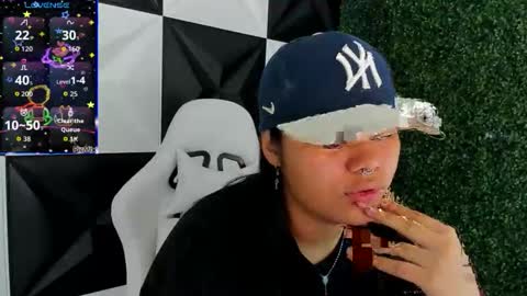 Snapshot of valeri_harpers4 chatting on 12, 11, 2025 valeri_harpers4 online show from 12, 11, 2025