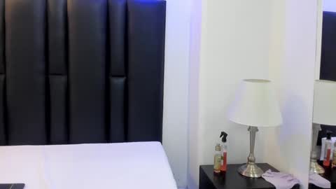 valeri_tafur online show from 10, 1, 2025