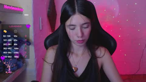 Snapshot of valeria_mendozza chatting on 5, 11, 2025 online show from 5, 11, 2025