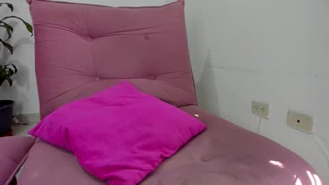 Snapshot of valeria_miller69 chatting on 13, 9, 2025 valeria_miller69 online show from 13, 9, 2025