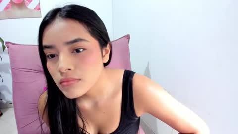 Snapshot of valeria_miller69 chatting on 23, 10, 2025 valeria_miller69 online show from 23, 10, 2025