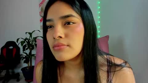 Snapshot of valeria_miller69 chatting on 30, 10, 2025 valeria_miller69 online show from 30, 10, 2025