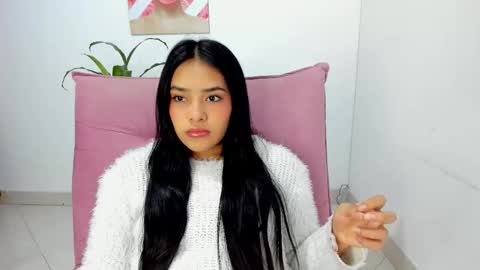 Snapshot of valeria_miller69 chatting on 14, 11, 2025 valeria_miller69 online show from 14, 11, 2025