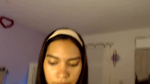 Snapshot of valeriah_7 chatting on 3, 10, 2025 valeria  online show from 3, 10, 2025