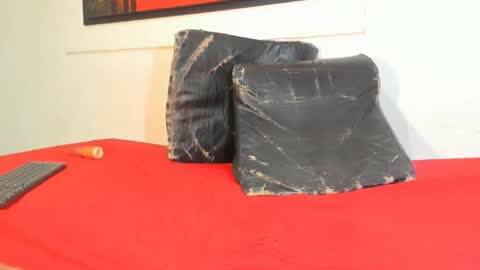 Snapshot of valeriapinkk chatting on 24, 11, 2025 valeriapinkk online show from 24, 11, 2025