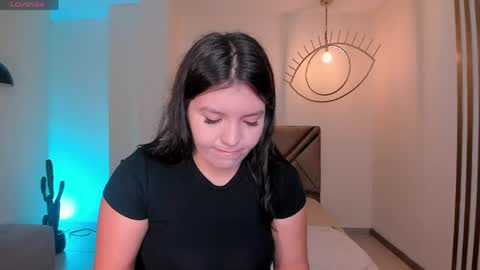 Snapshot of valeriaroldanx chatting on 23, 5, 2026 Valeria online show from 23, 5, 2026
