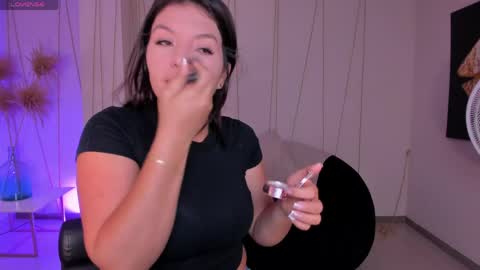 Snapshot of valeriaroldanx chatting on 30, 5, 2026 Valeria online show from 30, 5, 2026