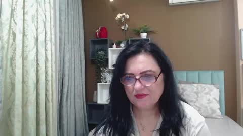 valeriasmiths online show from 16, 5, 2026