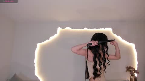 Snapshot of valeriavelvet chatting on 15, 7, 2026 Vale online show from 15, 7, 2026