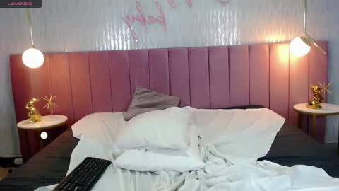 Valerie  online show from 28, 2, 2026