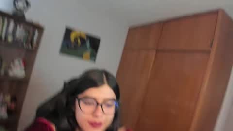 Val  online show from 15, 12, 2025