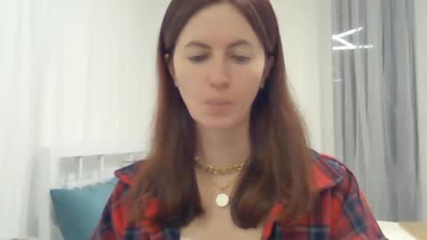 valerie_rose777 online show from 1, 1, 2025