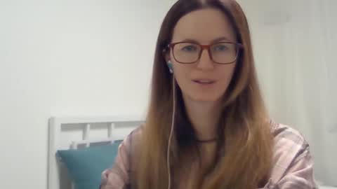 valerie_rose777 online show from 19, 10, 2025