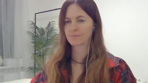 valerie_rose777 online show from 16, 1, 2026