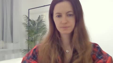 valerie_rose777 online show from 18, 1, 2026