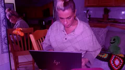 Valerie Virago online show from 16, 2, 2026