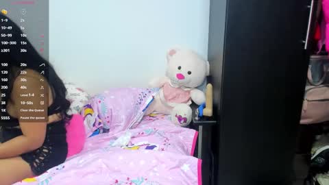 Snapshot of valerieduke chatting on 10, 10, 2025 Valerie online show from 10, 10, 2025