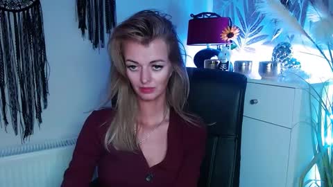 Valerie  online show from 30, 12, 2024