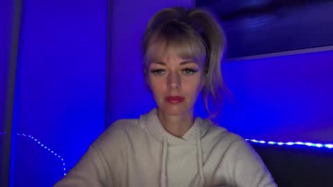 Snapshot of valerieluvsugar chatting on 13, 12, 2025 Valerie online show from 13, 12, 2025