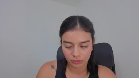 Snapshot of valerihouse chatting on 26, 10, 2025 Juli C online show from 26, 10, 2025