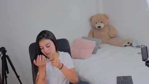 Snapshot of valerihouse chatting on 17, 1, 2026 Juli C online show from 17, 1, 2026