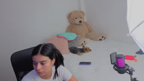 Snapshot of valerihouse_ chatting on 7, 5, 2026 valerihouse_ online show from 7, 5, 2026