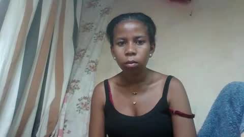 Snapshot of valerinezah chatting on 4, 2, 2026 valerinezah online show from 4, 2, 2026