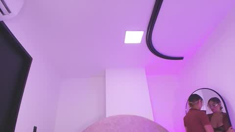 Snapshot of valery_97 chatting on 20, 12, 2025 Valeryn online show from 20, 12, 2025