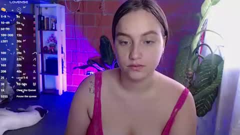 Snapshot of valery_moon24 chatting on 15, 7, 2026 valery_moon24 online show from 15, 7, 2026