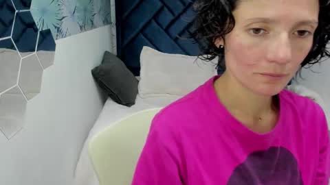 Snapshot of valery_more__ chatting on 1, 10, 2025 VALERY MORE online show from 1, 10, 2025