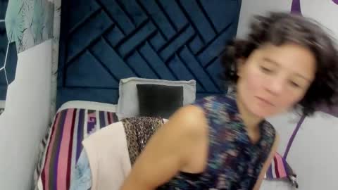 Snapshot of valery_more__ chatting on 28, 10, 2025 VALERY MORE online show from 28, 10, 2025