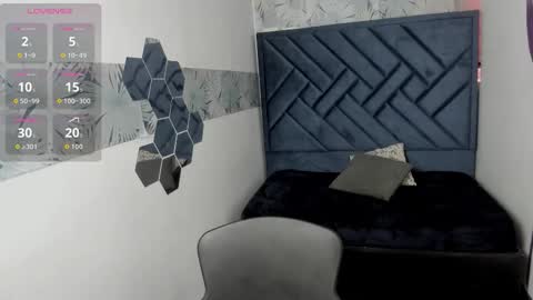 Snapshot of valery_more__ chatting on 8, 1, 2026 VALERY MORE online show from 8, 1, 2026