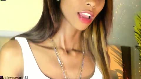 Valery swan1 online show from 6, 12, 2024