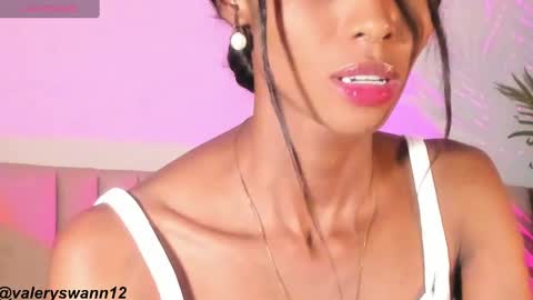 Valery swan1 online show from 6, 2, 2025