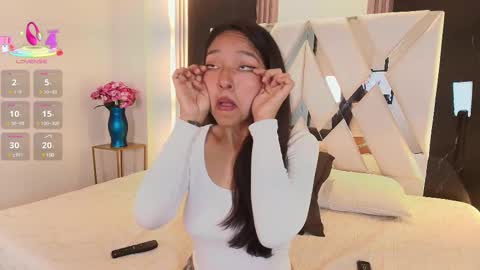 Snapshot of valery_wang chatting on 4, 3, 2025 Val online show from 4, 3, 2025