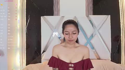 Snapshot of valery_wang chatting on 7, 3, 2025 Val online show from 7, 3, 2025