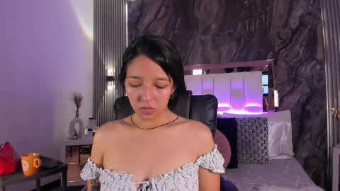 Snapshot of valery_wang chatting on 13, 9, 2025 Val online show from 13, 9, 2025