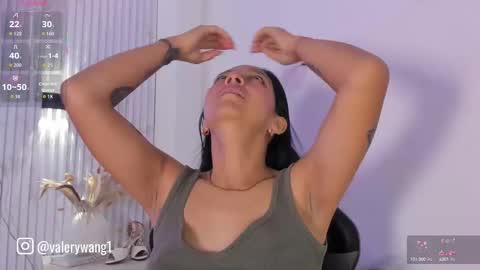 Snapshot of valery_wang chatting on 24, 9, 2025 Val online show from 24, 9, 2025