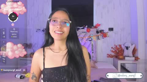 Snapshot of valery_wang chatting on 27, 10, 2025 Val online show from 27, 10, 2025