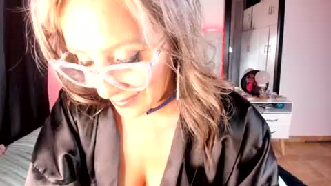 Snapshot of valeryblue chatting on 2, 7, 2026 Valery Blue online show from 2, 7, 2026