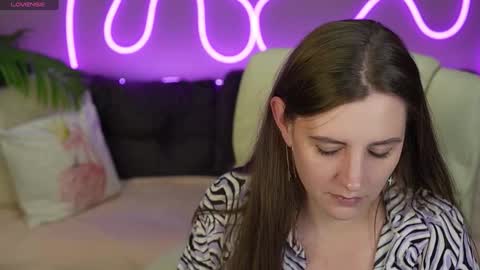 Snapshot of valerymurr chatting on 14, 10, 2025 V A L E R Y M U R online show from 14, 10, 2025