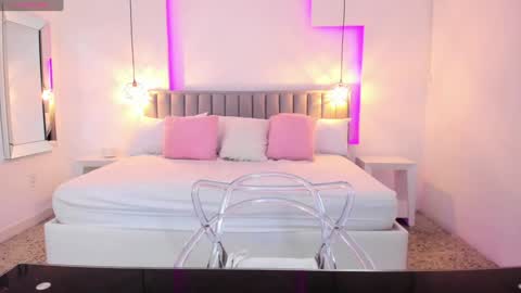 Snapshot of valerynova chatting on 17, 1, 2025 Carla online show from 17, 1, 2025