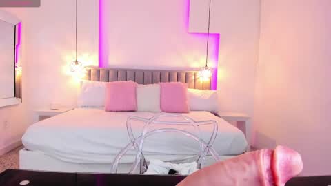 Snapshot of valerynova chatting on 11, 2, 2025 Carla online show from 11, 2, 2025