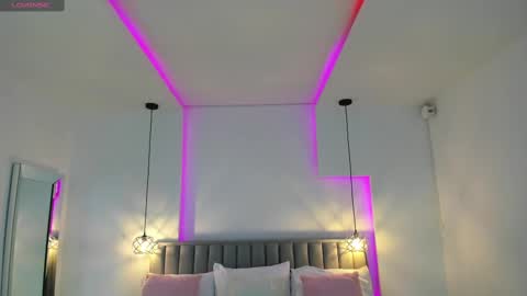 Snapshot of valerynova chatting on 18, 2, 2025 Carla online show from 18, 2, 2025