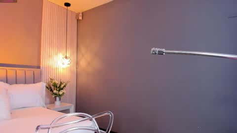 Snapshot of valerynova chatting on 7, 10, 2025 Carla online show from 7, 10, 2025