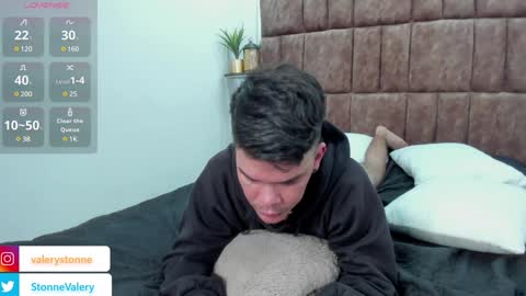 Snapshot of valerystonne_ chatting on 8, 2, 2025 Valery Stonne online show from 8, 2, 2025