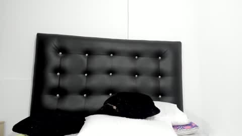 ValeryLeon online show from 27, 1, 2025