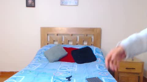 Snapshot of valesantodomingo chatting on 13, 2, 2025 Sofia online show from 13, 2, 2025