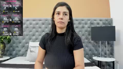 Snapshot of valesantodomingo chatting on 7, 7, 2026 Sofia online show from 7, 7, 2026
