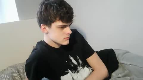 Snapshot of valesios chatting on 5, 12, 2025 valesios online show from 5, 12, 2025